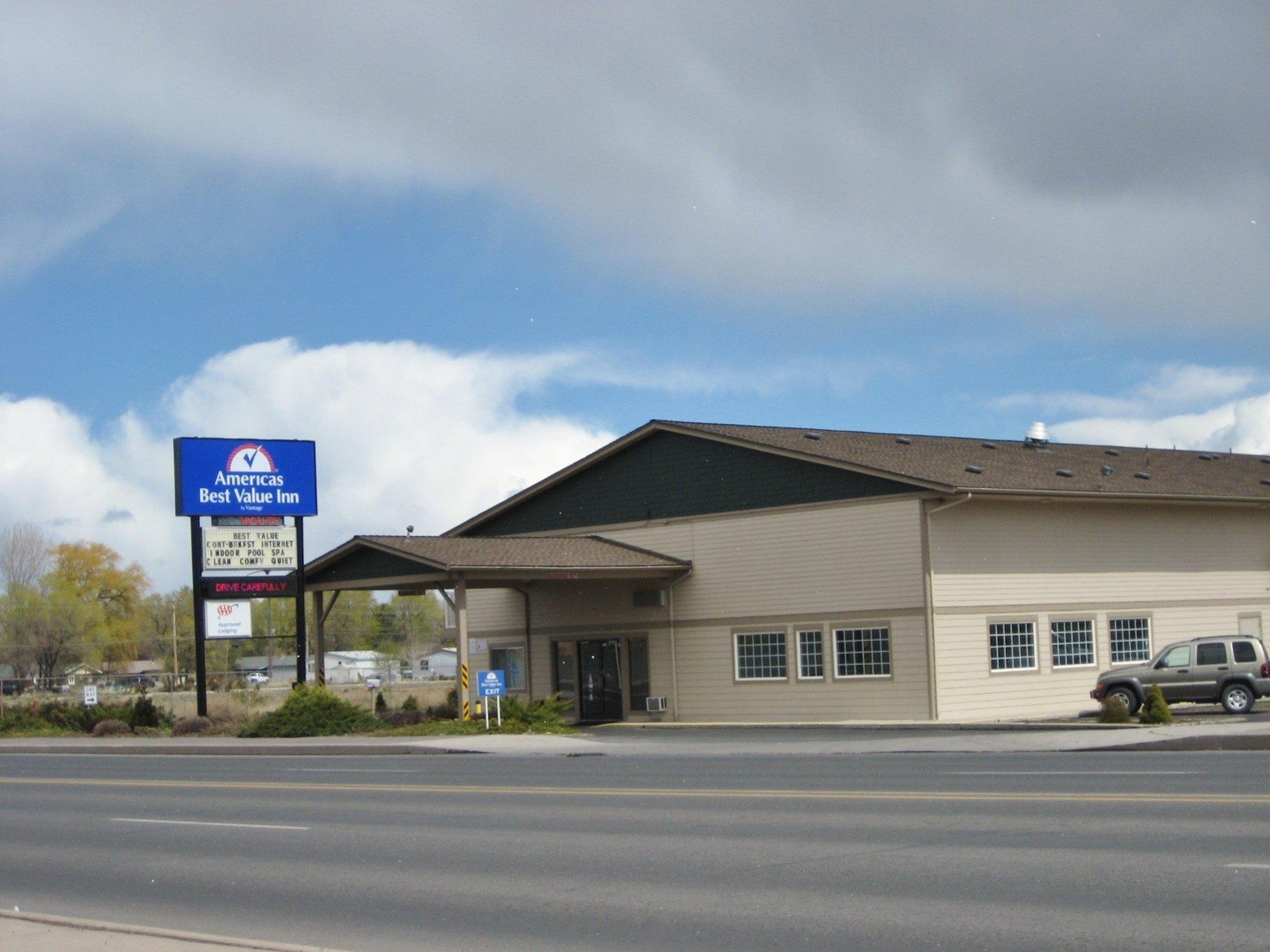Americas Best Value Inn Burns Exteriér fotografie